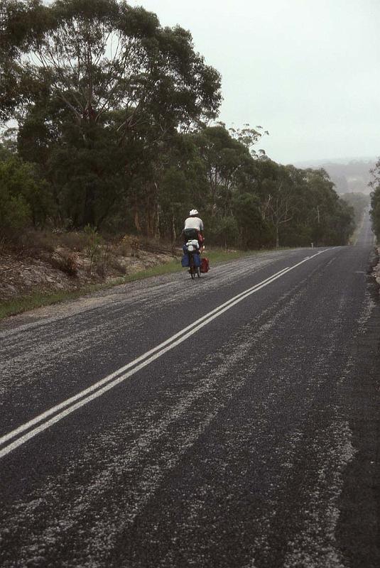 RWT 0054 058-28 Australia Road to Canberra.jpg